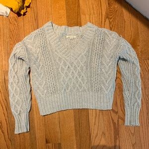 Woman’s American eagle size small sweater
